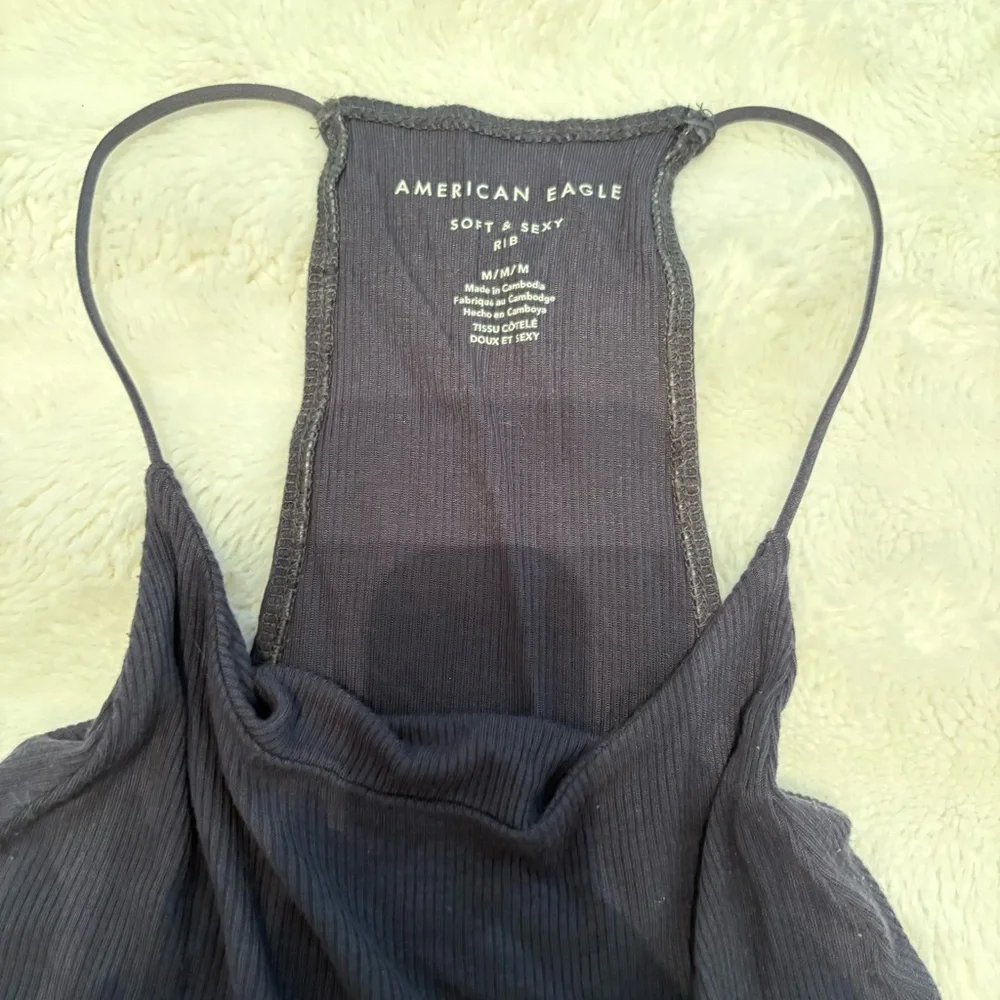 Tank top - Picture 3 of 3